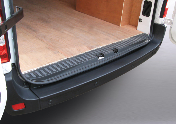 Loading sill protection Opel Movano B